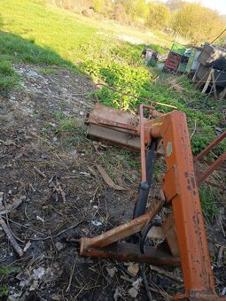 Nakladač do trojbodu - 3