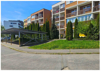 PARKOVACIE MIESTO / PREDAJ / BB / CENTRUM / Komenského - 3