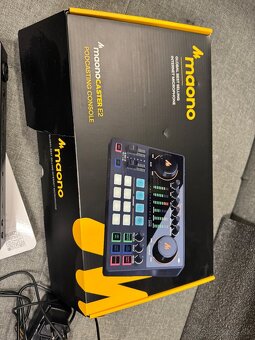 MAONOCASTER 2 - 3