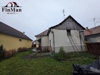 Exkluzívne na predaj priestranný rodinný dom Veľké Úľany - 3