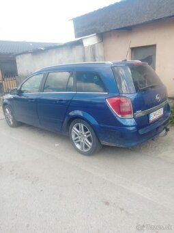 Opel astra - 3