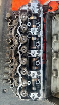 Mitshubishi L200 Hlava 4d56 85kw - 3