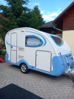 Predam karavan Adria action 341 ph - 3
