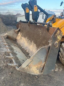 JCB4CX - 3