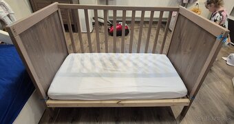 Detska postielka a komoda IKEA - 3