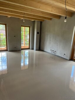 Anhydrit-liate potery - 3