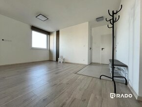 RADO | Na prenájom veľký 1-izbový byt v novostavbe, Dubnica  - 3