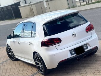 Volkswagen Golf 2.0 TFSI 270k R 4-Motion - 3