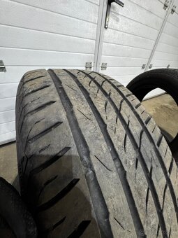 215/55R17 - 3
