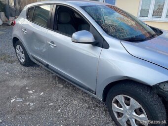 Rozpredam Renault Megane III 1.5 DCI K9K - 3