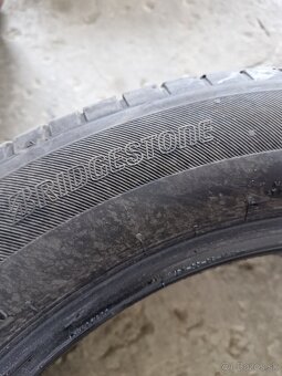 Pneu 225/55 r18 - 3