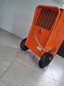 Odvlhčovač vzduchu s absorbérom vlhkosti EbacM11 - Ako nový - 3