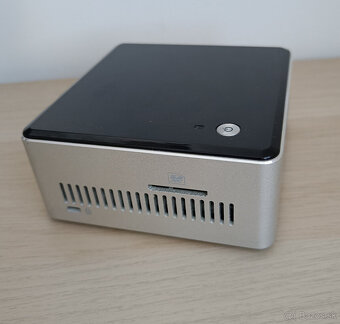 Intel NUC NUC6i5SYH - 3