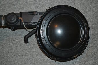 Airbox VW Audi Škoda  056 129 620 - 3