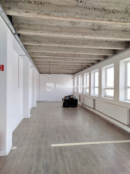 Štýlový industriálny priestor  – kancelárie podľa vašich pre - 3