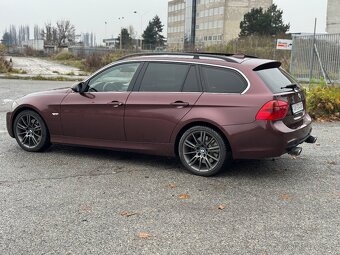 BMW e91 330xi - 3