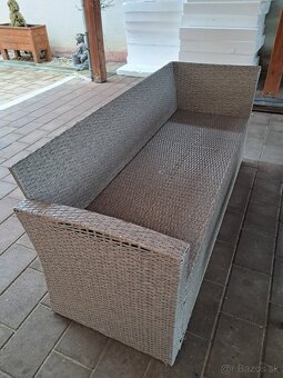 Záhradne sedenie - 3