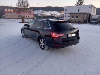 Škoda Superb Combi 2.0 TDI 110kw DSG Ambition - 3