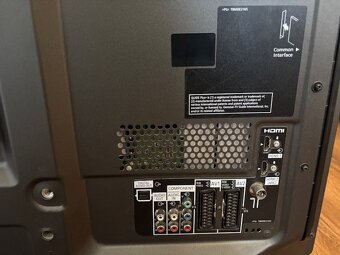 Predám TV Panasonic TX-P42X20E - 3