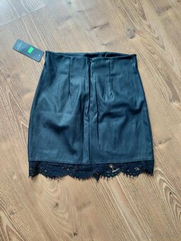 Koženková sukňa - 3