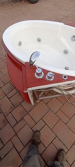Kupelňova vaňa s hydromasažou - 3