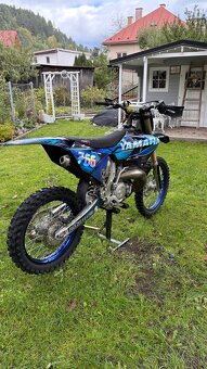 Yamaha YZ250 - 3