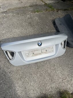 BMW e90 kufor - 3