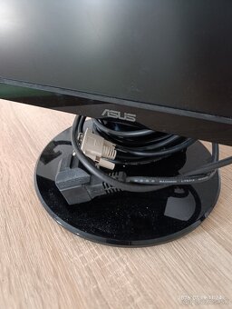 ASUS VE228TR - 3