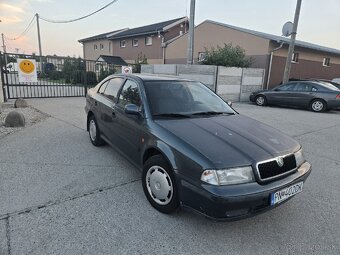 Skoda octavia 1.6 benzin - 3