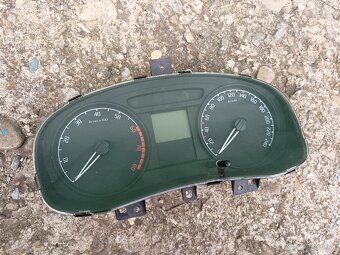 Skoda roomster fabia 2 diely - 3