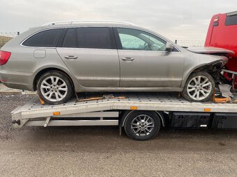 Rozpredam Škoda Superb 2.0TDI DSG Combi - 3