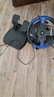 Predám volant s pedálmi ps thrustmaster - 3