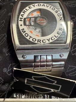 Hodinky Bulova HD - 3