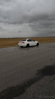 BMW E90 320d xDrive - 3
