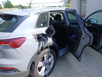 AUDI Q4 - 3