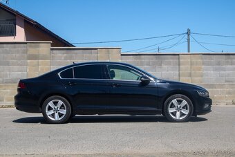 Volkswagen Passat 2.0 TDI 4Motion DSG TOP STAV - 3