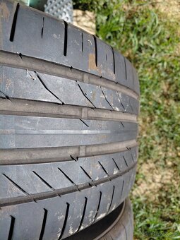 2x letne Continental 235/45R20 - 3