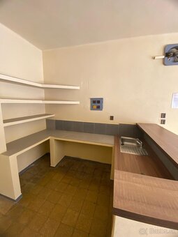 PRENÁJOM nebytových priestorov v obci Medovarce - 3