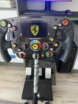 Thrustmaster T300 RS GT + Ferrari SF1000 - 3
