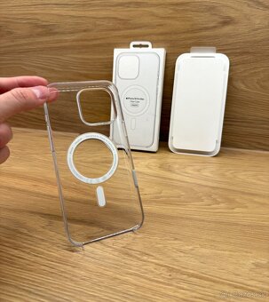 Apple Clear Case iPhone 16 Pro Max - 3