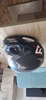 Predám moto helmu - 3