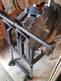 Predám kolískovu pílu na drevo / cirkulár - 3