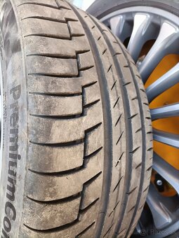 Elektróny Ford R18 - 3