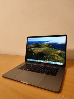 MacBook Pro 15 2019 | i7 • 16GB • 256GB SSD - 3