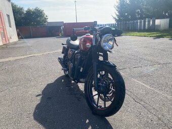 Triumph street twin 900 - 3