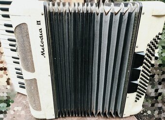 Harmonika Akordeon Lignatone Melodia II - 3