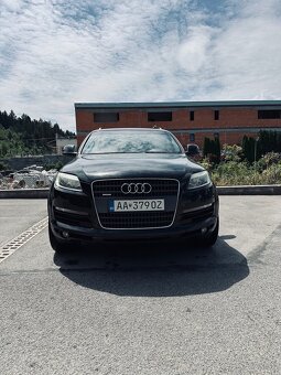 Audi Q7 - 3