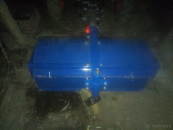 malotraktor s kultivatorom - 3