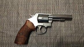 Predám revolver Smith&wesson mód. 64 - 3