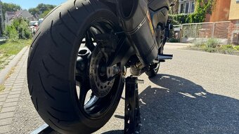 Yamaha FZ8 - 3